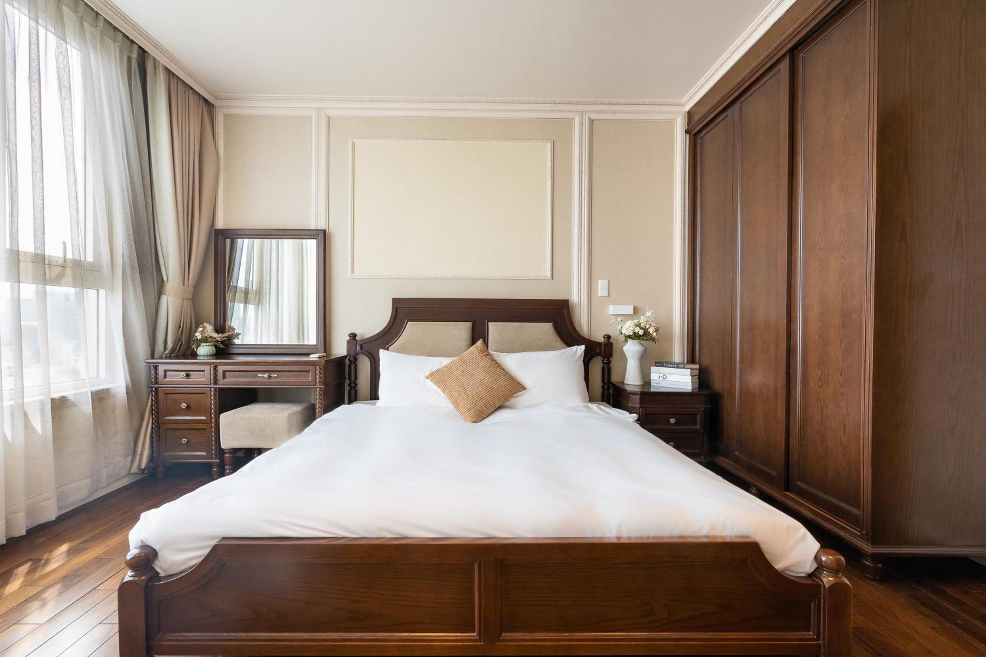 Leman Luxury Apartments 2Br 3Br For Rent In Central 호치민 외부 사진